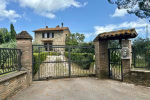Delizioso appartamento in zona Tuderte