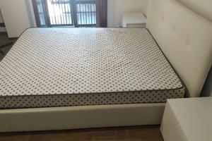 Stanza in appartamento zona piazza Udine