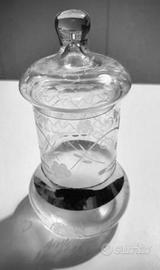 VASO IN CRISTALLO CON COPERCHIO