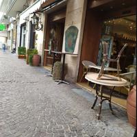 Fuorigrotta, Viale Augusto, ceditura storico Bar