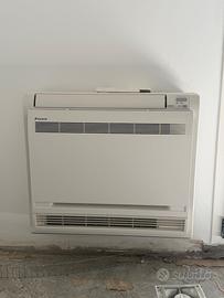 Condizionatore Daikin Inverter 12000 BTU+motore