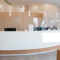 POLIAMBULATORIO ,ATTREZZATURE ARREDI PER 1000MQ