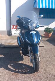 Piaggio Beverly 300 i.e.