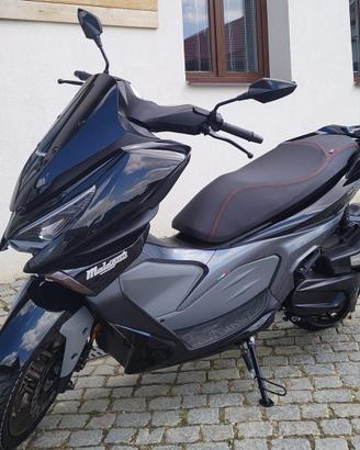 MALAGUTI MADISON 125cc MOT. A LIQUIDO