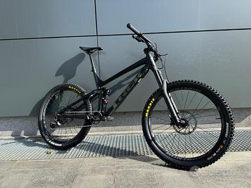 TREK Remedy 8