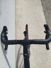 bici corsa carbonio