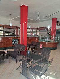 Locale commerciale bar panineria
