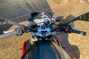 Triumph Street Triple R
