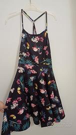 Vestito a fantasia tropicale incrociato dietro