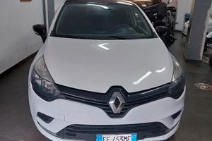 Renault  clio