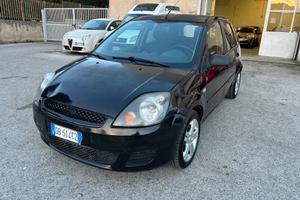 Ford Fiesta 1.4 TDCi 5p. Ghia