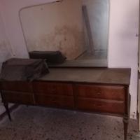 Comò Vintage degli anni Sessanta 