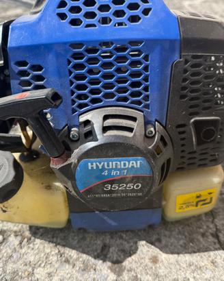 Decespugliatore Hyundai (“4 in 1”, modello 35250),