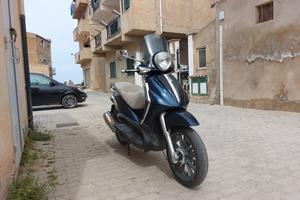 Piaggio Beverly Tourer 300