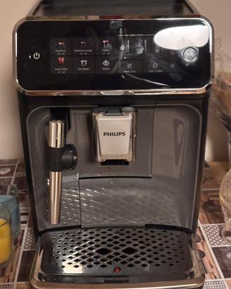 Philips  macchina caffe a chicchi usata poco