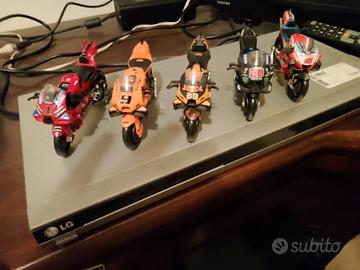 modellini moto GP  in blocco 