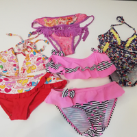 Costumi due pezzi 5/6 e 6/7 anni