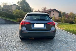 paraurti posteriore Mercedes clasee A w177