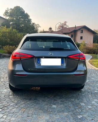 paraurti posteriore Mercedes clasee A w177