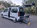 citroen-berlingo-pianale-ribassato-con-rampa-disab