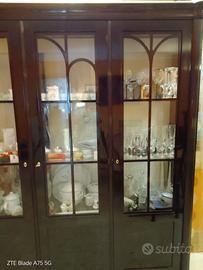 Arredo Sala da Pranzo Completo – Vetrina e Sedie