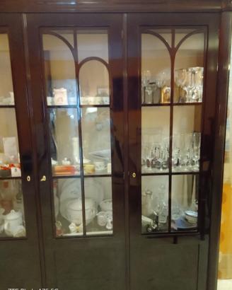 Arredo Sala da Pranzo Completo – Vetrina e Sedie