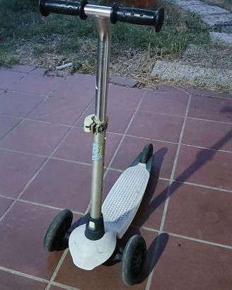 Monopattino bambino