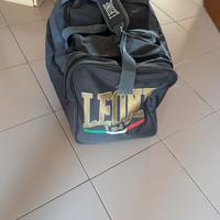 Attrezzatura da boxe e kick boxing 