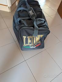 Attrezzatura da boxe e kick boxing 