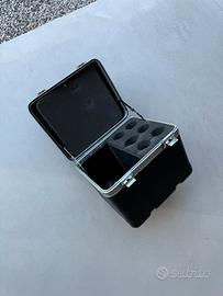 Flight case per 6 microfoni