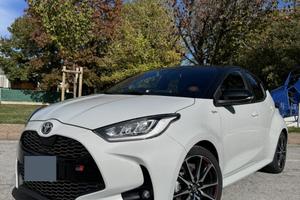 TOYOTA YARIS GR SPORT HYBRID 1.5 (116 cv)