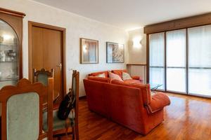 Appartamento di 92 m² con 3 locali e box auto a Mi