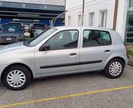 RENAULT Clio 2ª serie - 2004