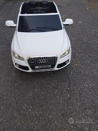 MACCHINA PER BAMBINI AUDI Q5
