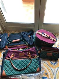 Lotto 4 pz 2 borsoni 2 beauty da viaggio