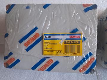 Scatole di derivazione Gewiss e Sarel