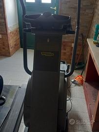 ellittica professionale technogym 