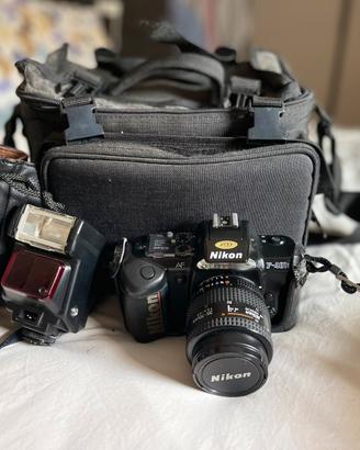 Nikon F401S