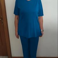 Completo blu cobalto