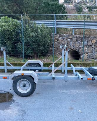 Rimorchio barca a vela