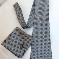 Set Cravatta e fazzoletto da taschino by Valentino