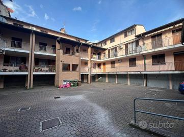3 LOCALI A BERNAREGGIO