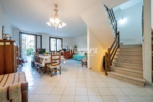 Villetta a schiera con giardino in zona Rosta Nuov