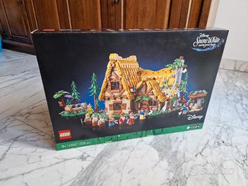 Lego Disney Il cottage di Biancaneve
