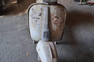 PIAGGIO VESPA R CON LIBRETTO A PAGINETTE