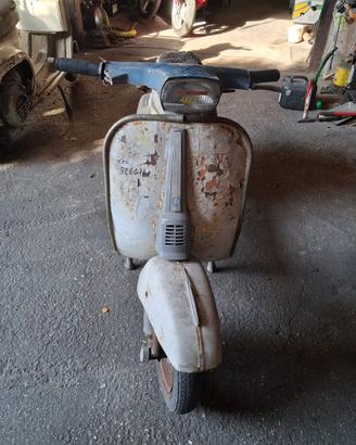 PIAGGIO VESPA R CON LIBRETTO A PAGINETTE