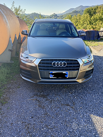 Audi Q3 2.0 TDI 120CV business