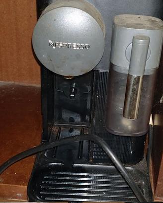 Macchina DeLonghi Nespresso Lattissima One