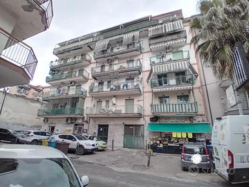 Appartamento in parco Tre Vani + P. Auto