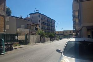 LOCALE COMMERCIALE : 32 MQ